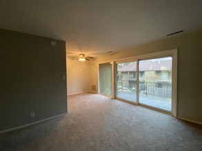 2500 Topsfield Rd, Unit 410 in South Bend, IN - Building Photo - Building Photo