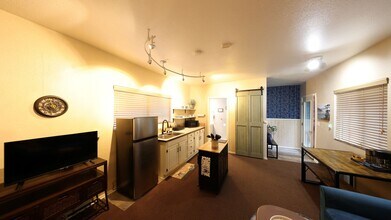 1039 NE Summit Loop in Coupeville, WA - Building Photo - Building Photo