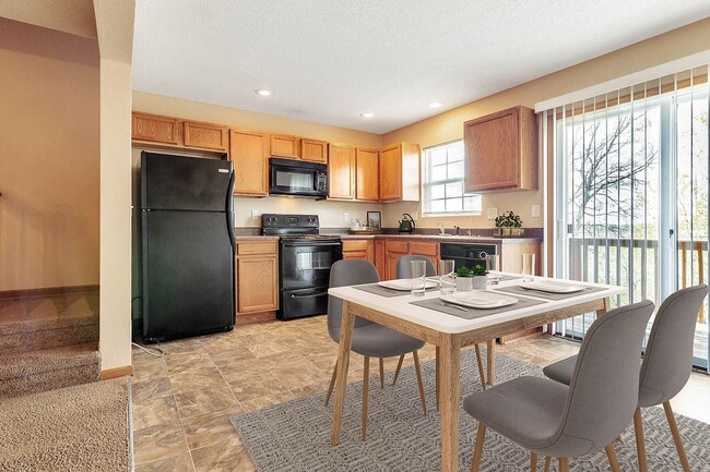 Patriot Pointe in Junction City, KS - Foto de edificio - Building Photo