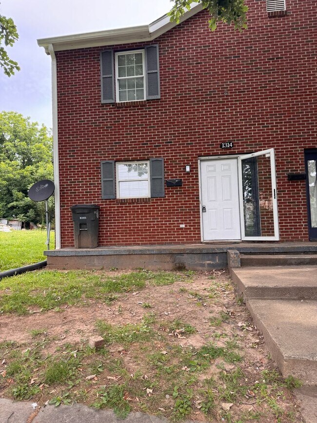 1314 Floyd St-Unit -1314 in Lynchburg, VA - Building Photo - Building Photo