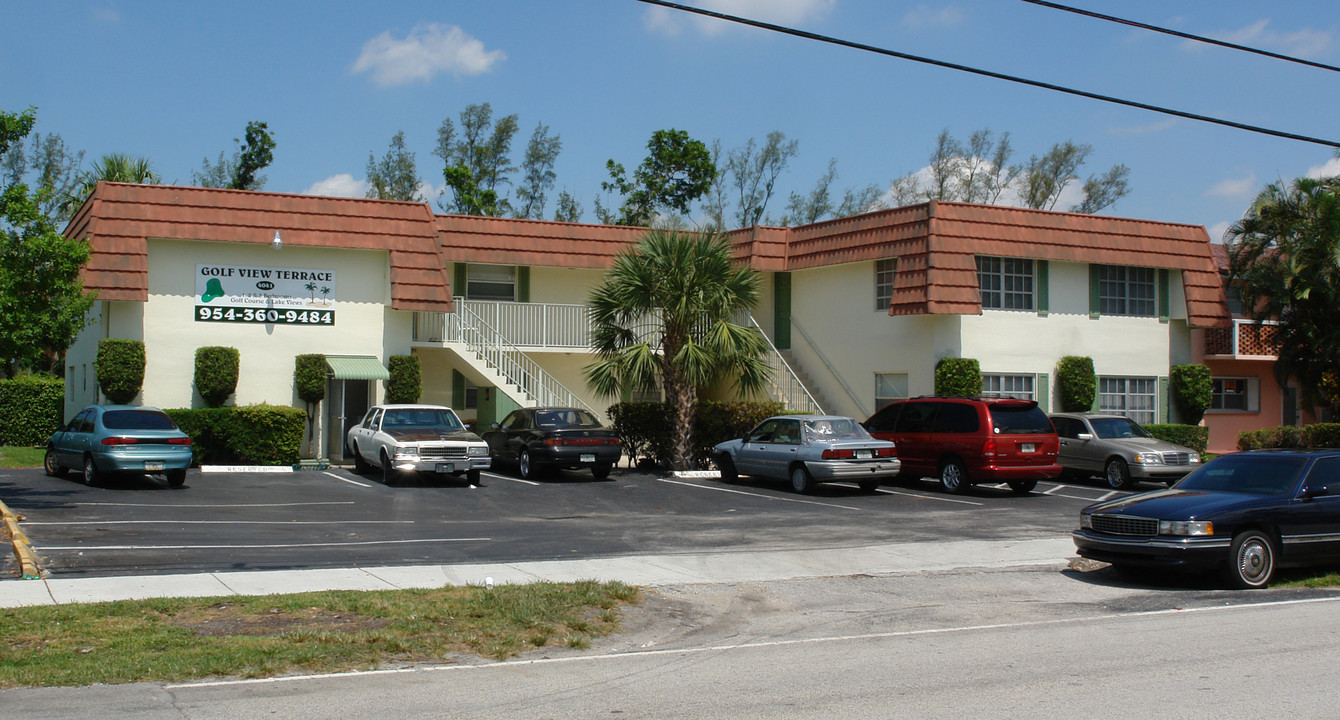 Golf View Terrace in Pompano Beach, FL - Foto de edificio