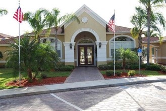 Treasure Cay Apartments in Fort Pierce, FL - Building Photo - Building Photo