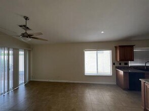744 Gritty Garnet Ave in Las Vegas, NV - Building Photo - Building Photo