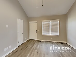 1329 Christine Dr in Lebanon, TN - Building Photo - Building Photo
