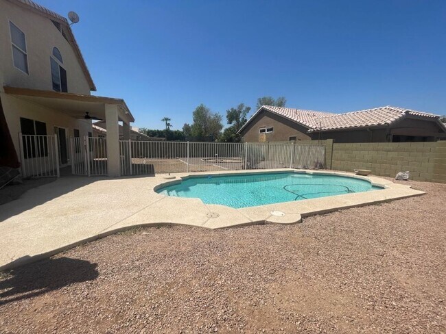 922 N Sicily Dr in Chandler, AZ - Foto de edificio - Building Photo
