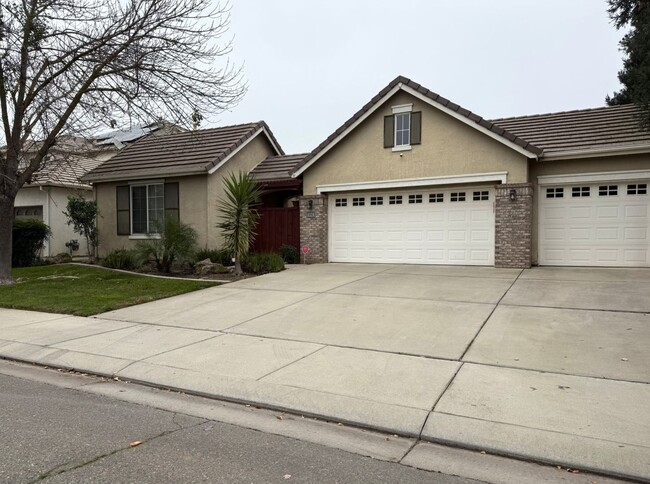 4124 Canopy Ct in Merced, CA - Building Photo - Building Photo