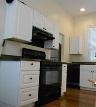 16 Holbrook St in Boston, MA - Building Photo - Building Photo