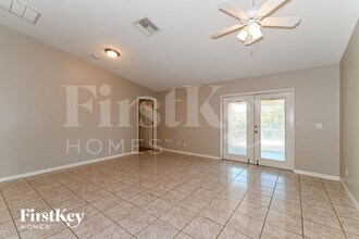 2919 NW 4th Pl in Cape Coral, FL - Foto de edificio - Building Photo