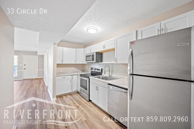 property at 33 Circle Dr