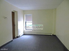 400 Massachusetts Ave-Unit -Apt 4 in Boston, MA - Building Photo - Building Photo