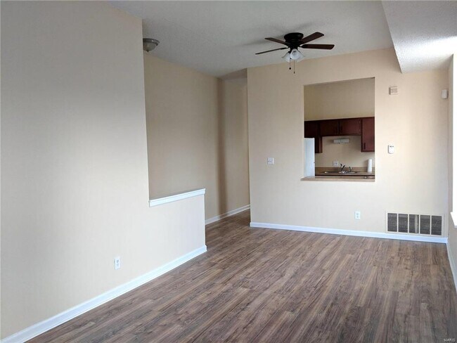 4376 Gibson Ave-Unit -4378 Gibson - 2nd Floor in St. Louis, MO - Building Photo - Building Photo