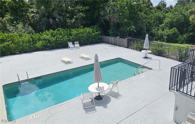 27684 Imperial River Rd in Bonita Springs, FL - Building Photo - Building Photo