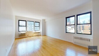 236 E 36th St in New York, NY - Building Photo