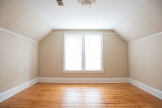 1704 E Bradford Ave in Milwaukee, WI - Building Photo - Building Photo