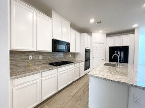 917 Bayberry Ridge St in Henderson, NV - Building Photo - Building Photo