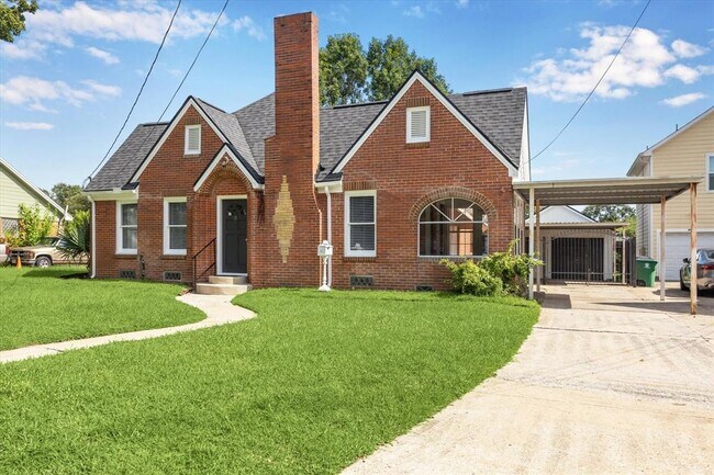 700 Avenue of Oaks St in Houston, TX - Building Photo - Building Photo
