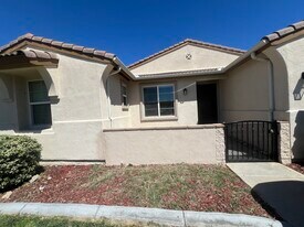 27922 Crescent Ct in Moreno Valley, CA - Building Photo