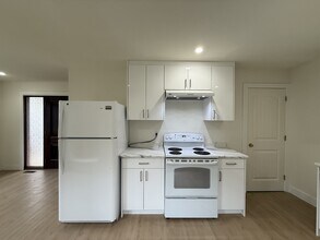 9419 McNaught Rd in Chilliwack, BC - Building Photo - Building Photo