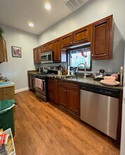 119 Franklin St, Unit 1 in Boston, MA - Foto de edificio - Building Photo