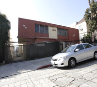 1819 N. Ivar Avenue, in Los Angeles, CA - Building Photo - Building Photo