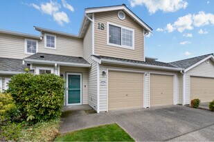 4802 Nassau Ave NE in Tacoma, WA - Building Photo