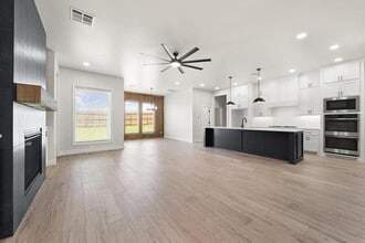 7213 NW 154th St in Edmond, OK - Building Photo - Building Photo