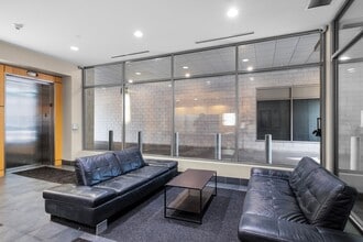 111 N 9th St in Philadelphia, PA - Foto de edificio - Building Photo