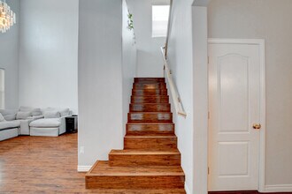 5642 Breckenridge St in North Las Vegas, NV - Foto de edificio - Building Photo