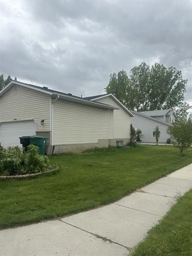 6648 Alfred Way in Salt Lake City, UT - Building Photo - Building Photo