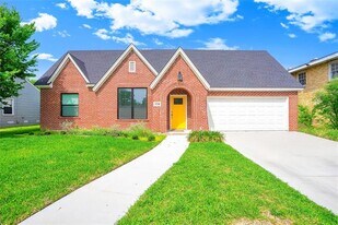 3240 Sandage Ave in Fort Worth, TX - Building Photo