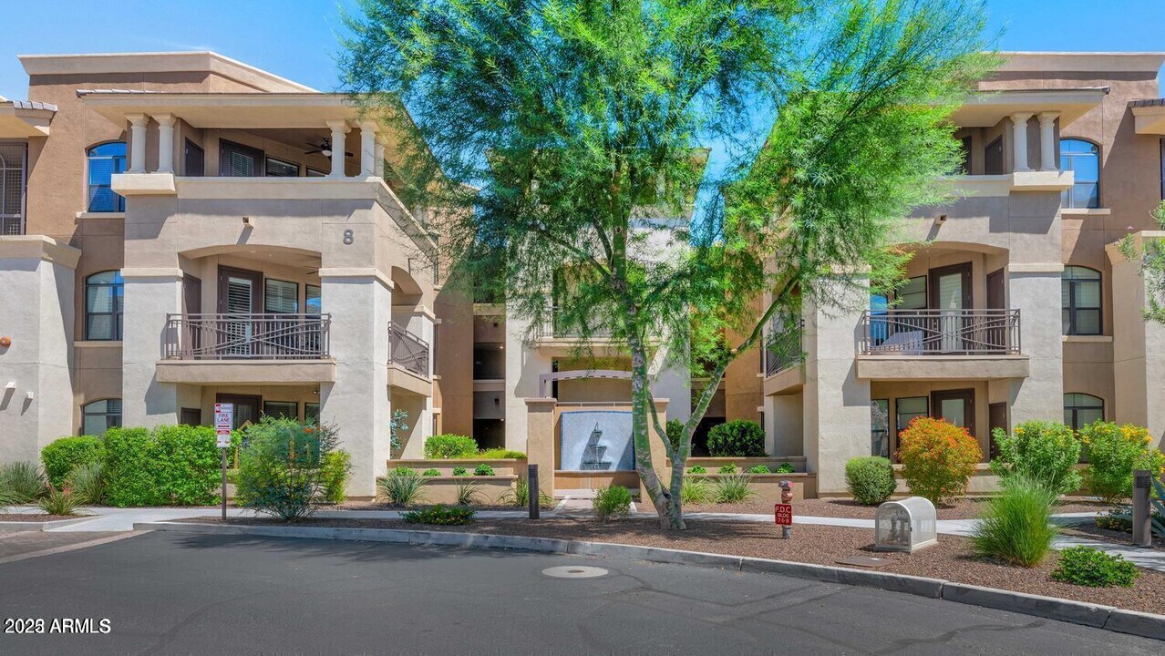 7601 E Indian Bend Rd in Scottsdale, AZ - Building Photo