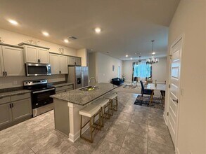 3828 Sagefield Dr in Harmony, FL - Foto de edificio - Building Photo