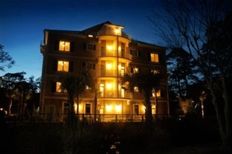 Sandcastle Plaza in Hilton Head, SC - Building Photo - Building Photo