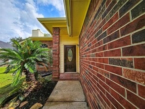 16611 Creek Trail in Houston, TX - Building Photo - Building Photo