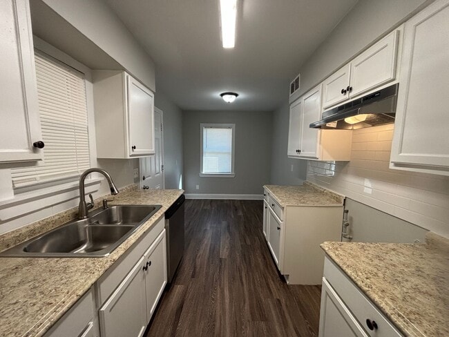 2073 Gayle Ave in Memphis, TN - Building Photo - Building Photo