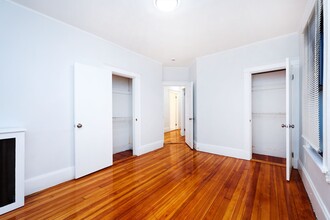 121 Browne St, Unit 3 in Brookline, MA - Building Photo - Building Photo