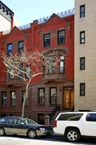 163 W 81st St in New York, NY - Building Photo