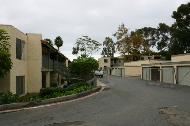 615 Vine St in Oceanside, CA - Building Photo - Building Photo