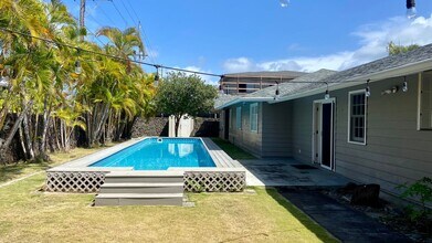 575 N Kalaheo Ave in Kailua, HI - Building Photo - Building Photo
