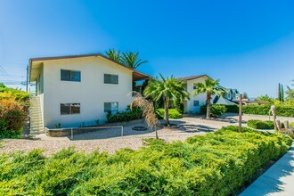 35455 Yucaipa Blvd in Yucaipa, CA - Building Photo - Building Photo