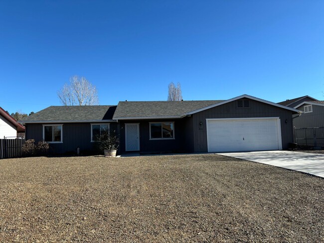 826 Hereford Dr in Williams, AZ - Building Photo - Building Photo