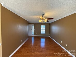 7304 Ravanna Dr in Charlotte, NC - Building Photo - Building Photo