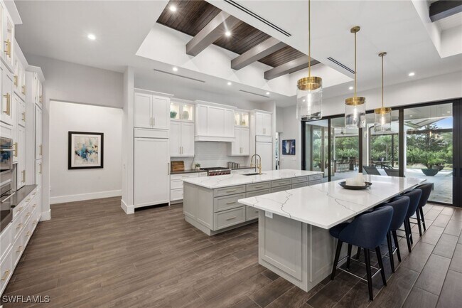 15392 Old Pine Ct in Ft. Myers, FL - Foto de edificio - Building Photo