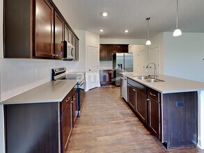 8100 Rapala Ln in Pickerington, OH - Building Photo - Building Photo