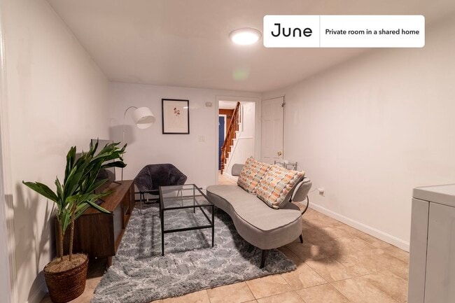 Room in Shared 5 bed/2 bath home, Unit A in Boston, MA - Foto de edificio - Building Photo