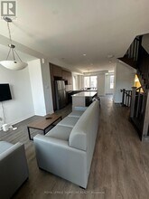1259 Lily Cres in Milton, ON - Building Photo - Building Photo