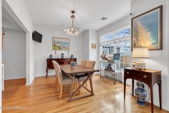 160 Main St in Manasquan, NJ - Building Photo - Building Photo