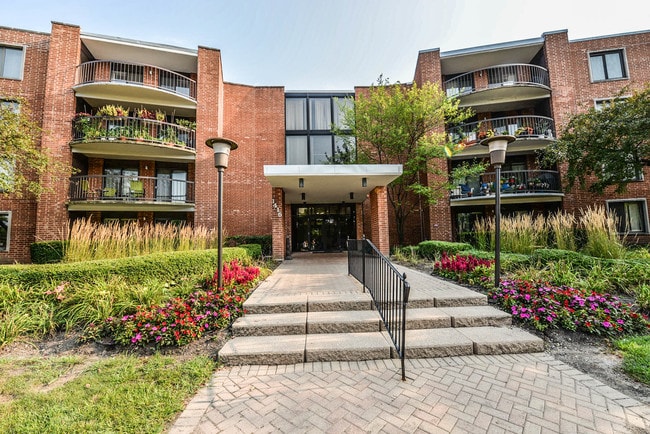 1415 E Central Rd, Unit 206A