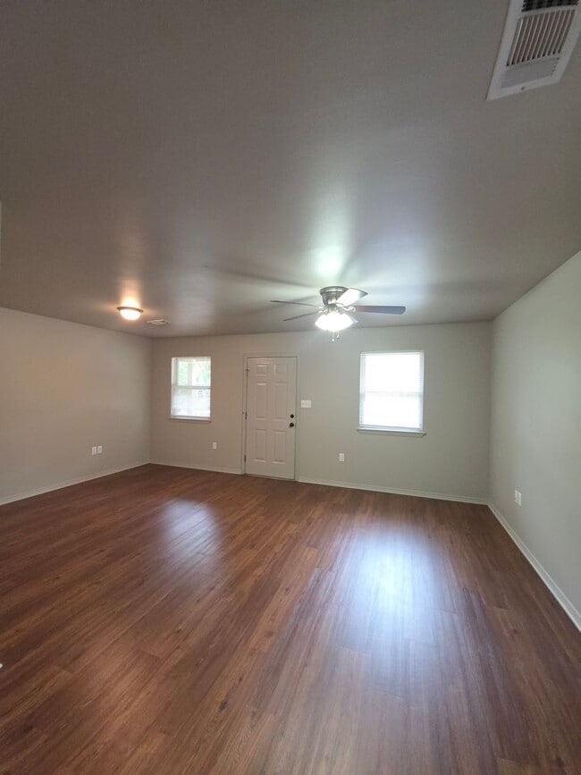 224 E N St in Russellville, AR - Building Photo - Building Photo