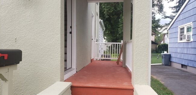 730 Front St in Dunellen, NJ - Building Photo - Building Photo